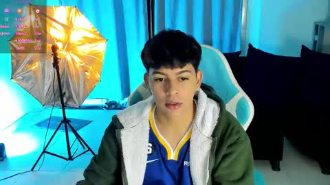 Snapshot of franco_rizzo01 chatting on 11.16.25 frank online show from 11.16.25