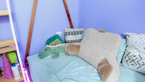 Sasha  online show from 12.25.24