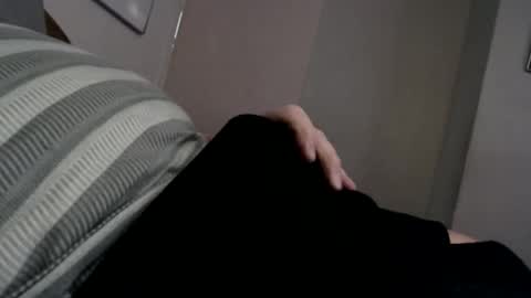 Snapshot of frankiel745 chatting on 10.01.25 frankiel745 online show from 10.01.25