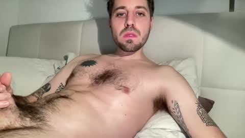 Snapshot of frankybiiig chatting on 03.04.25 thegoodandbiiig online show from 03.04.25