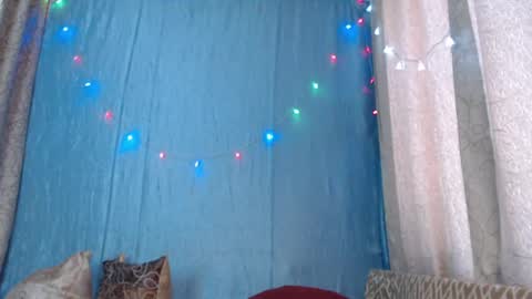 frau_becky online show from 12.13.24