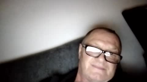 Snapshot of frauenfeind1 chatting on 02.21.25 Wolfi online show from 02.21.25