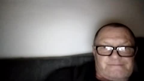 Snapshot of frauenfeind1 chatting on 02.24.25 Wolfi online show from 02.24.25