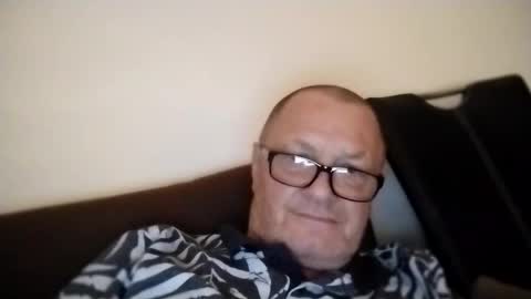 Snapshot of frauenfeind1 chatting on 09.09.25 Wolfi online show from 09.09.25