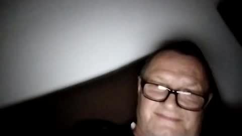 Snapshot of frauenfeind1 chatting on 10.16.25 Wolfi online show from 10.16.25