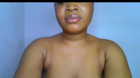 Snapshot of freaky_thickass chatting on 09.30.25 Lily online show from 09.30.25