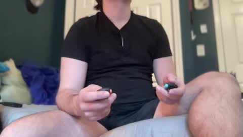 Snapshot of freckledslut009 chatting on 12.04.25 freckledslut009 online show from 12.04.25