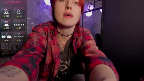 Snapshot of freirene chatting on 10.18.25 Freirene online show from 10.18.25