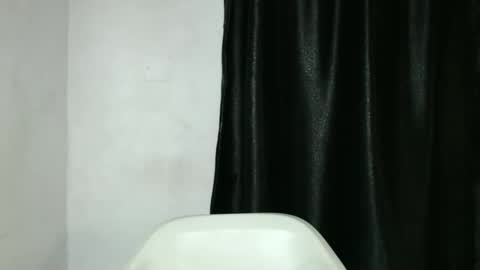 frekkymorelle online show from 02.03.25