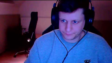 Snapshot of frenchfrieswithmayo chatting on 10.06.25 French fries online show from 10.06.25