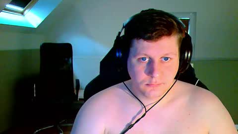 Snapshot of frenchfrieswithmayo chatting on 10.26.25 French fries online show from 10.26.25