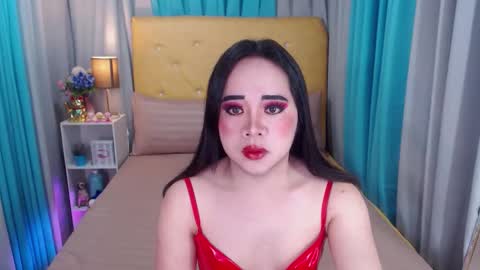 Snapshot of freshtsbigcum chatting on 02.18.25 anna online show from 02.18.25