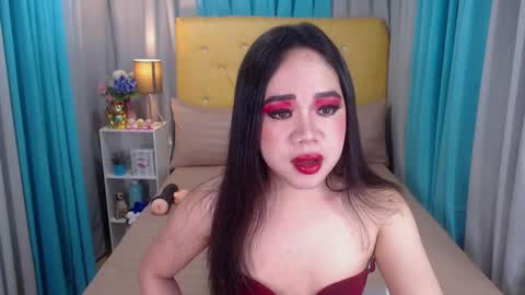 Snapshot of freshtsbigcum chatting on 03.04.25 anna online show from 03.04.25