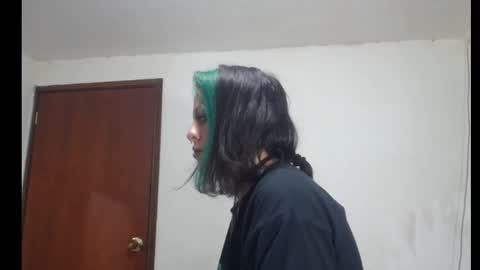 freyaa_sorceress online show from 01.27.25