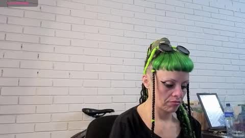 freyaa_sorceress online show from 10.16.25