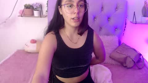 Snapshot of freyja_01 chatting on 03.06.25 Freyja online show from 03.06.25