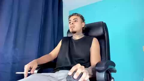 Snapshot of freyva_ chatting on 09.13.25 freyva_ online show from 09.13.25