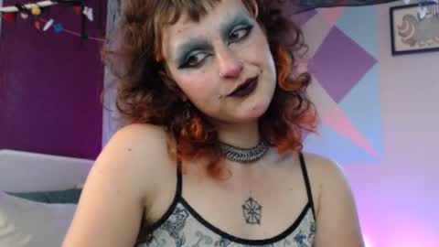 Snapshot of friskyflowers chatting on 09.30.25 cherry online show from 09.30.25