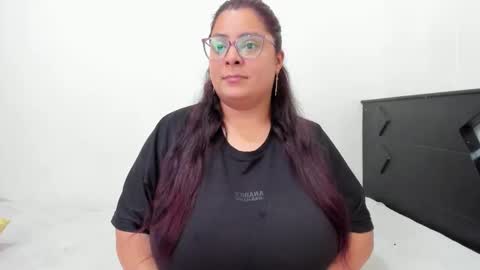 Snapshot of fromheaven_ chatting on 10.06.25 Lucy online show from 10.06.25