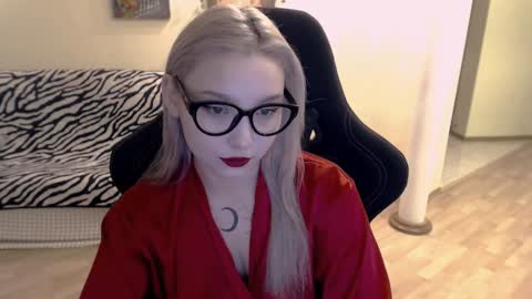 Snapshot of fromsun_forsoul chatting on 12.03.24 Lilith online show from 12.03.24