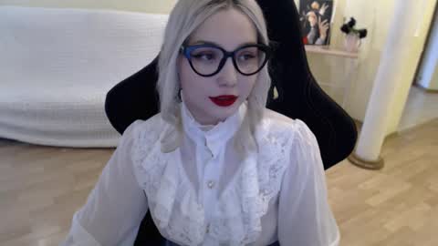 Snapshot of fromsun_forsoul chatting on 02.14.25 Lilith online show from 02.14.25