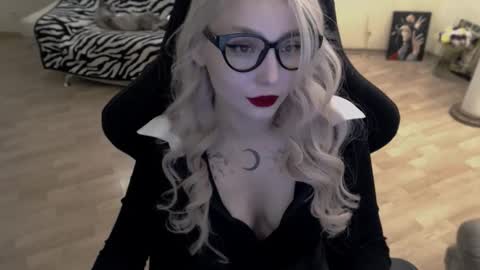 Snapshot of fromsun_forsoul chatting on 11.07.25 Lilith online show from 11.07.25