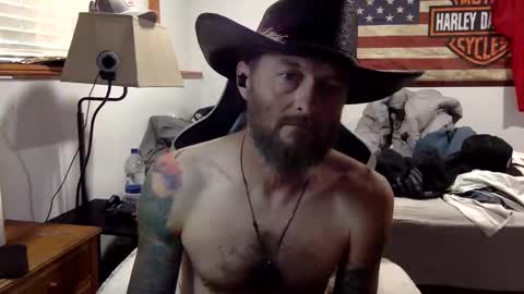 Snapshot of froski666 chatting on 10.04.25 froski666 online show from 10.04.25