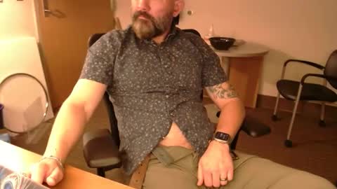 Snapshot of fuckadilf chatting on 12.04.24 fuckadilf online show from 12.04.24