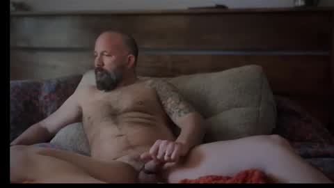 Snapshot of fuckadilf chatting on 01.01.25 fuckadilf online show from 01.01.25