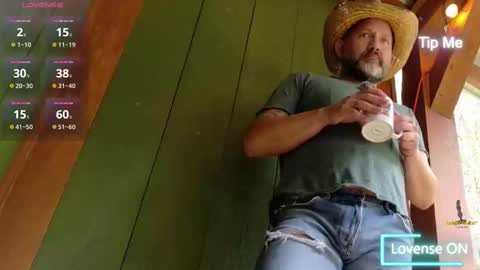 Snapshot of fuckadilf chatting on 09.27.25 fuckadilf online show from 09.27.25