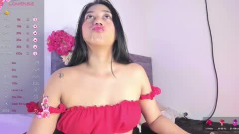 Snapshot of fuckyou_alexa chatting on 09.17.25 laura - Independent model online show from 09.17.25