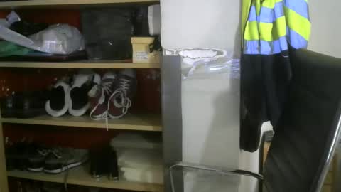 Snapshot of fuerte440 chatting on 10.10.25 fuerte440 online show from 10.10.25