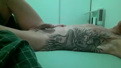 Snapshot of fullartofsex chatting on 11.01.25 FullArtOfSex online show from 11.01.25