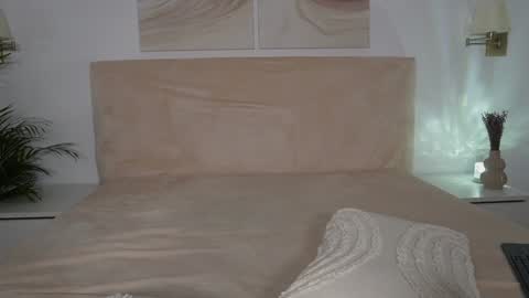 Snapshot of funny_to_see_you_here chatting on 12.05.24 Katy Noel - online show from 12.05.24