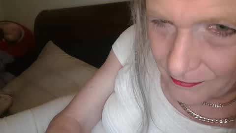 Snapshot of funtimetgirl chatting on 12.20.24 Jessie Love online show from 12.20.24