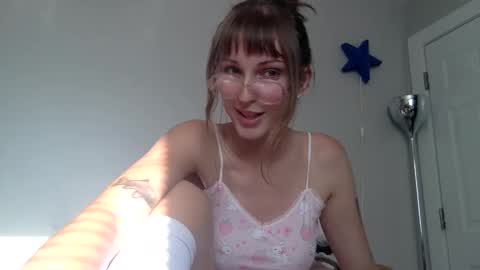Snapshot of funwithmay chatting on 09.08.25 May online show from 09.08.25