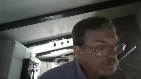 Snapshot of fxson8 chatting on 02.17.25 fxson8 online show from 02.17.25