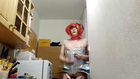 Snapshot of g_hf_d chatting on 10.19.25 Nada Mistress online show from 10.19.25