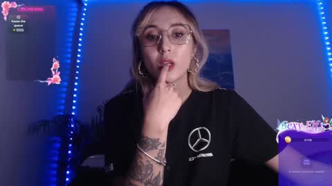 Snapshot of gabb_rioss chatting on 02.05.25 Gabriela online show from 02.05.25