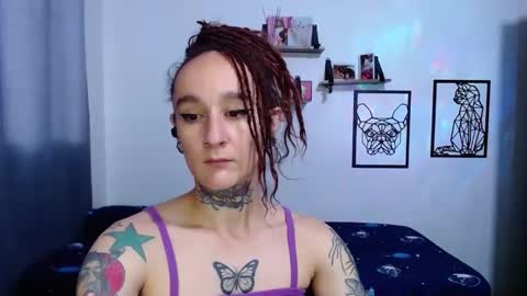 gabby_moon09 online show from 10.13.25
