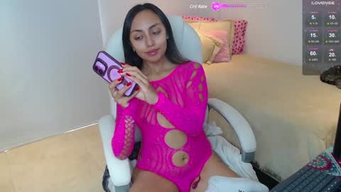 Snapshot of gabriela_morales01 chatting on 01.10.25 . online show from 01.10.25