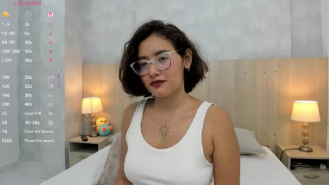 Snapshot of gabriela_vargas chatting on 10.10.25 Gabriela Vargas online show from 10.10.25