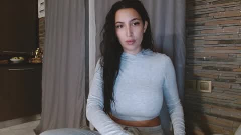 Snapshot of gabrielaaxxx chatting on 02.12.25 i love to squirt online show from 02.12.25