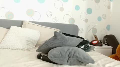 Snapshot of gabrielaaxxx chatting on 03.06.25 i love to squirt online show from 03.06.25