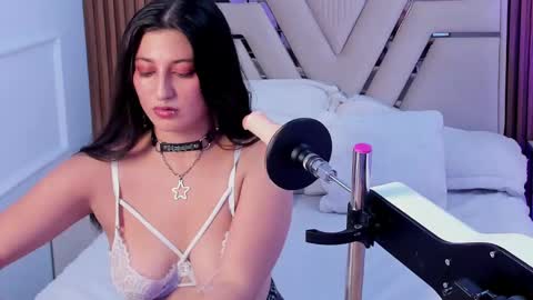 Gabriela Kassi online show from 03.12.25