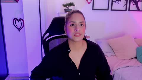 Snapshot of gabriella__tom chatting on 02.11.25 Gabriella online show from 02.11.25