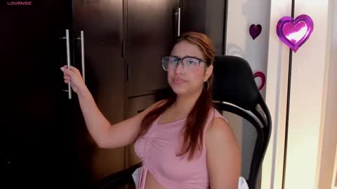 Snapshot of gabriella__tom chatting on 02.18.25 Gabriella online show from 02.18.25