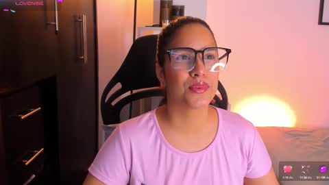 Snapshot of gabriella__tom chatting on 10.13.25 Gabriella online show from 10.13.25