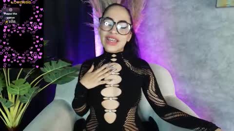          online show from 11.20.25