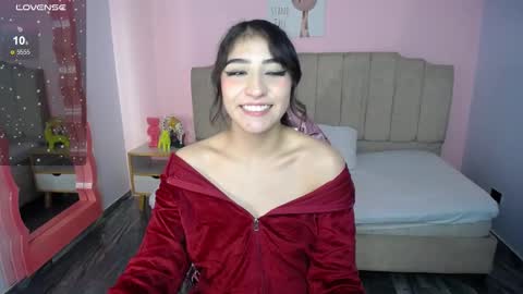 Snapshot of gaby_s1 chatting on 02.04.25 Gaby  online show from 02.04.25